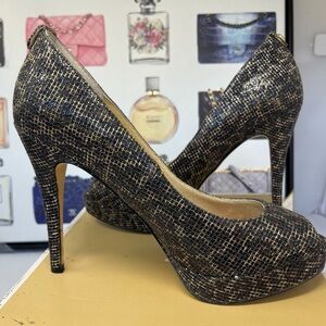 Michael Kors NIB Black and Gold High Heels